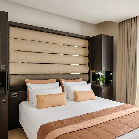 The Square Duomo Hotel