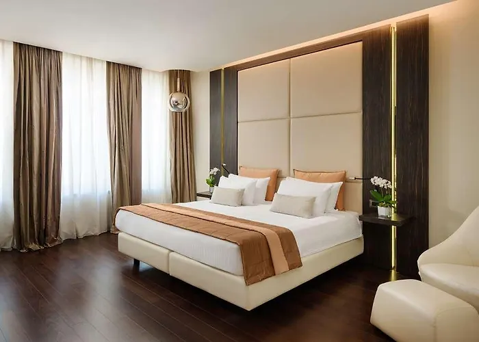 The Square Duomo - Preferred & 4*