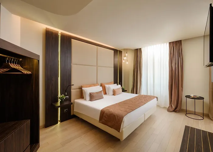 The Square Duomo - Preferred &