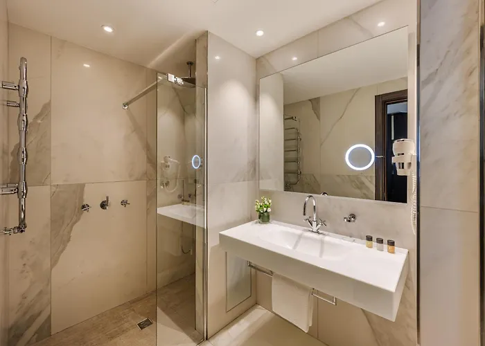 The Square Duomo - Preferred & 4* Milão