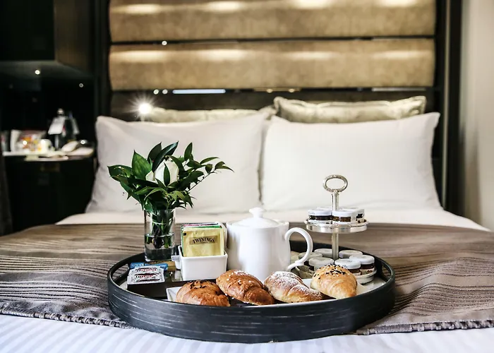 The Square Duomo - Preferred & Hotel