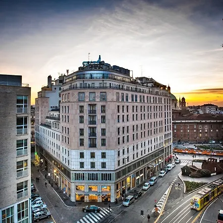 Ξενοδοχείο The Square Duomo - Preferred & 4*